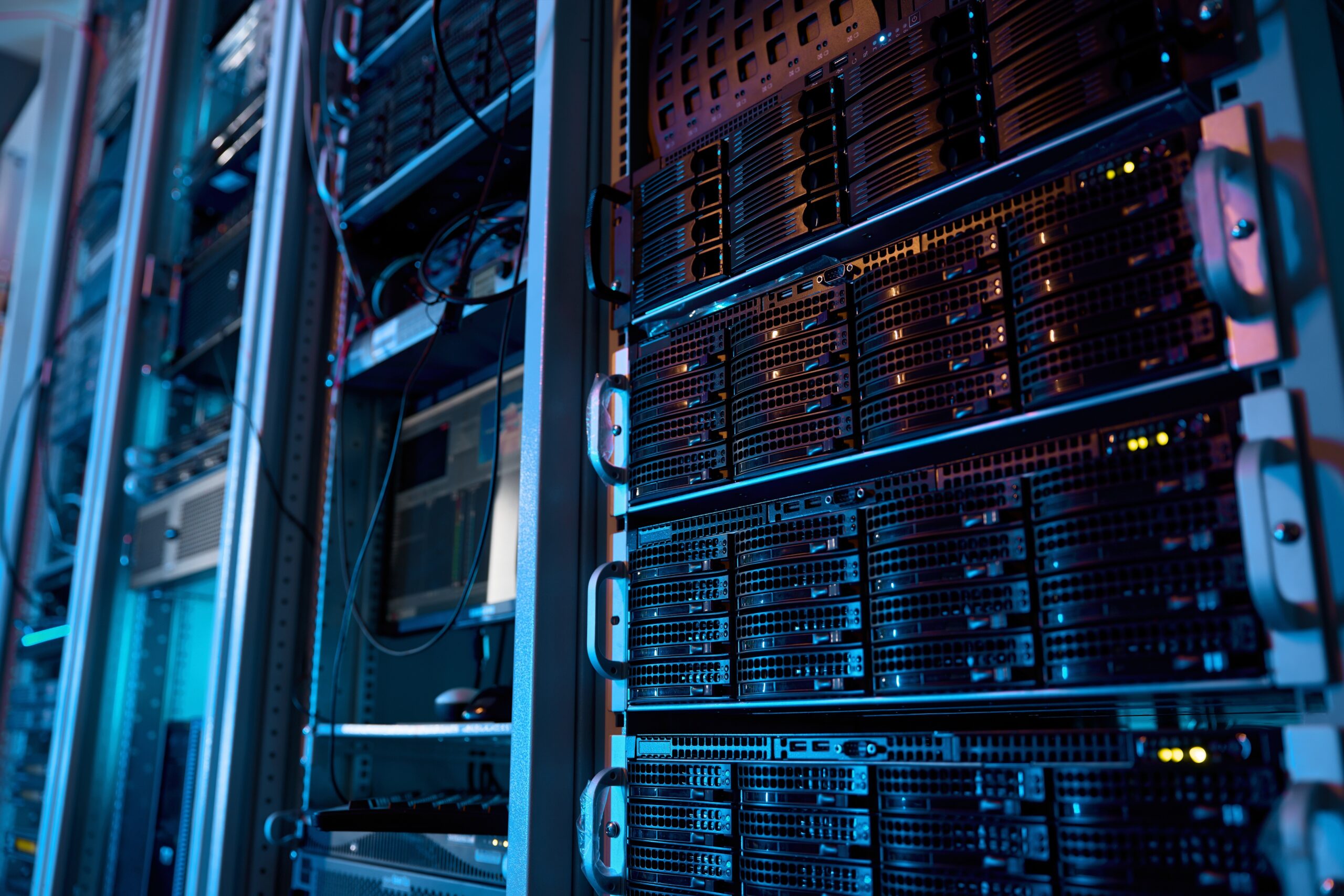 Data Center Server Relocation Checklist: Step-by-Step Planning Guide Image